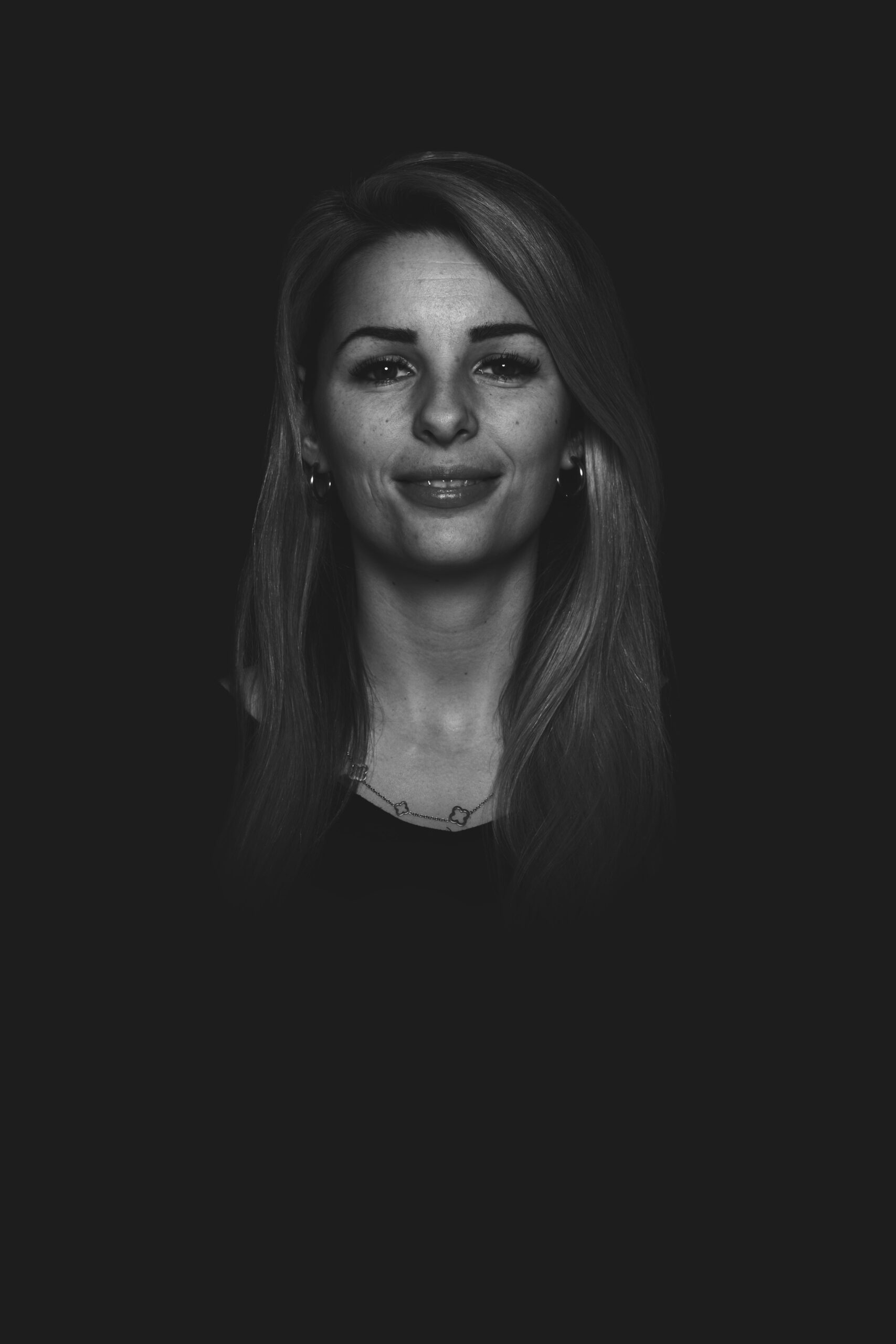 Loftmynd-Portrait-Marlene-240502-PHK10134-sRGB-low